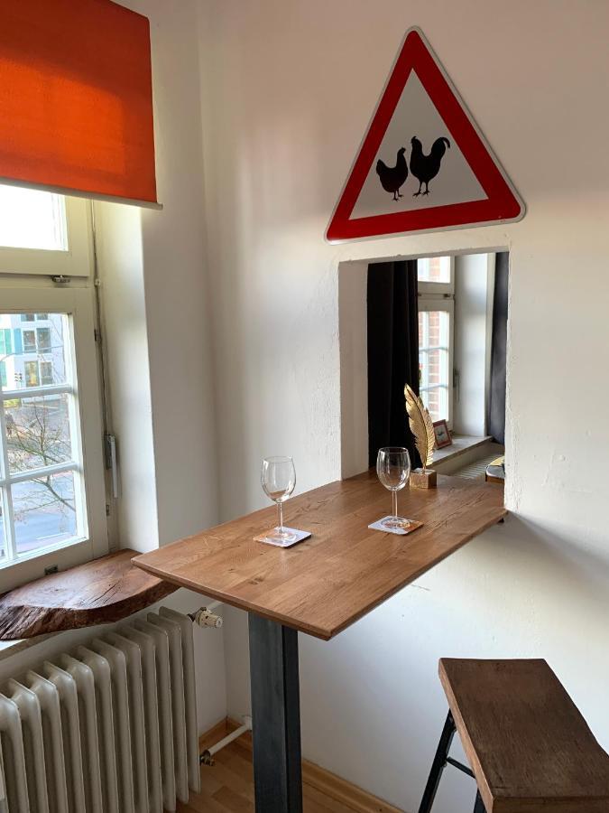 Trash De Luxe Lägenhet Schleswig Exteriör bild
