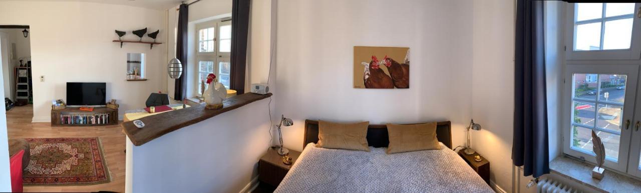 Trash De Luxe Lägenhet Schleswig Exteriör bild