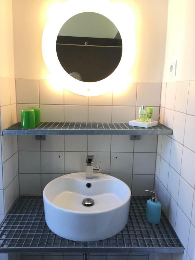 Trash De Luxe Lägenhet Schleswig Exteriör bild