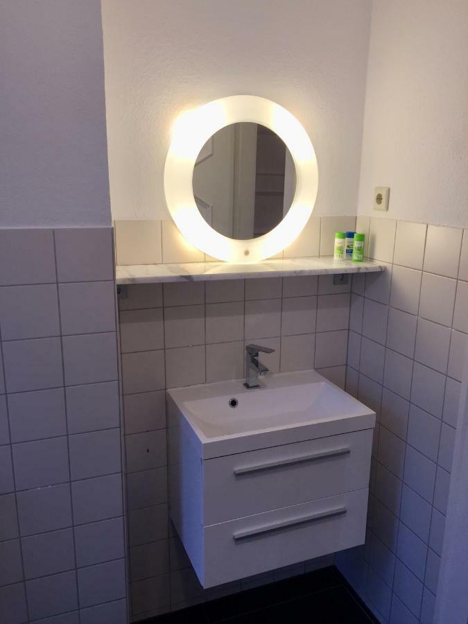 Trash De Luxe Lägenhet Schleswig Exteriör bild